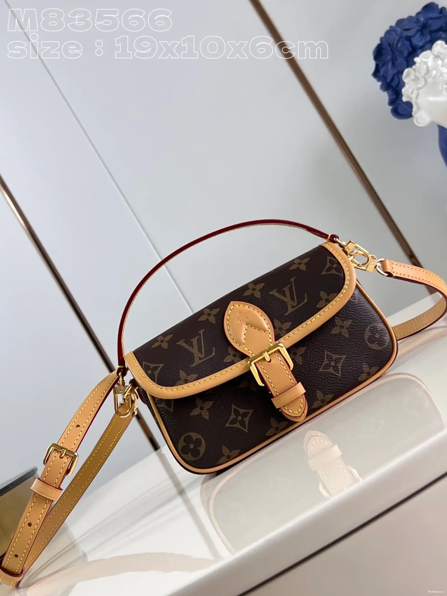 First bag ru Nano Diane-19*10.5*6 CM VUITTON LOUIS 0614
